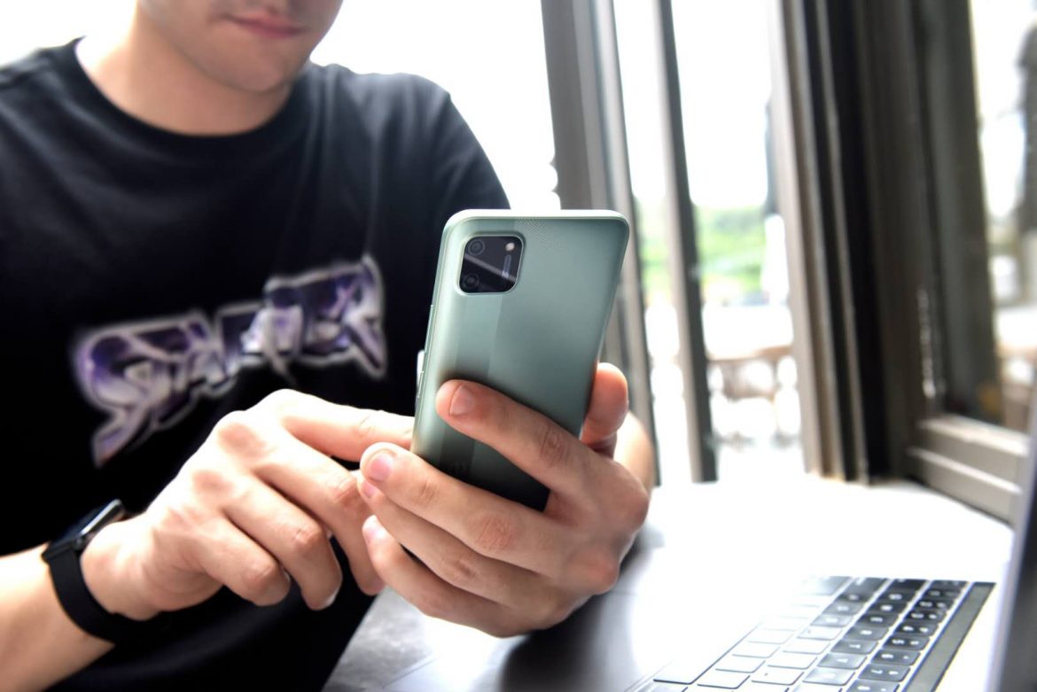 রিয়েলমি সি১১ ফোন কেন কিনবেন, দাম কতো?