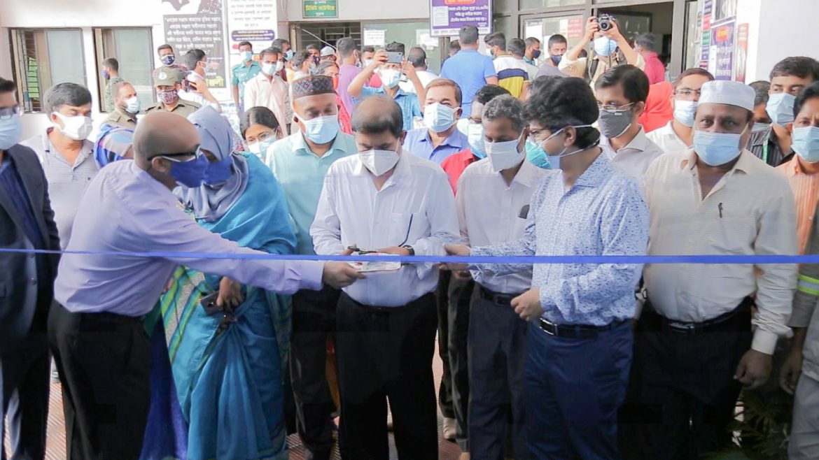 খুলনা মেডিকেল কলেজ হাসপাতালে অক্সিজেন বুথ প্রদান করলো লিন্ডে বাংলাদেশ